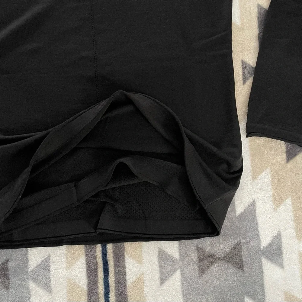 Nike Every Stitch Considered Women’s Double Layered Wool long sleeve Size Small - Picture 3 of 10